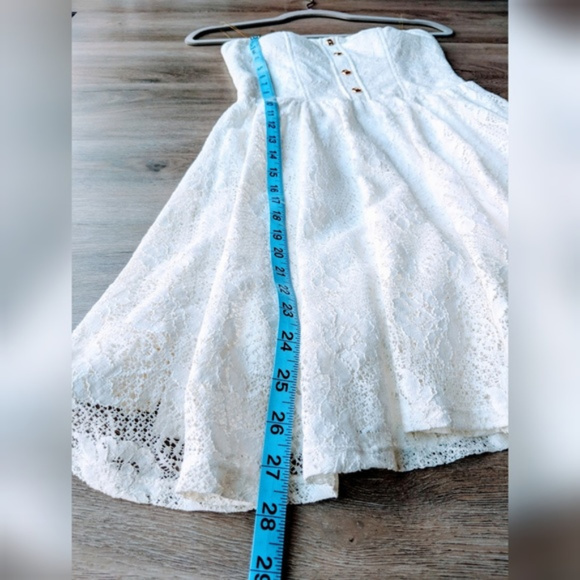 CHARLOTTE RUSSE DRESS - Picture 3 of 7